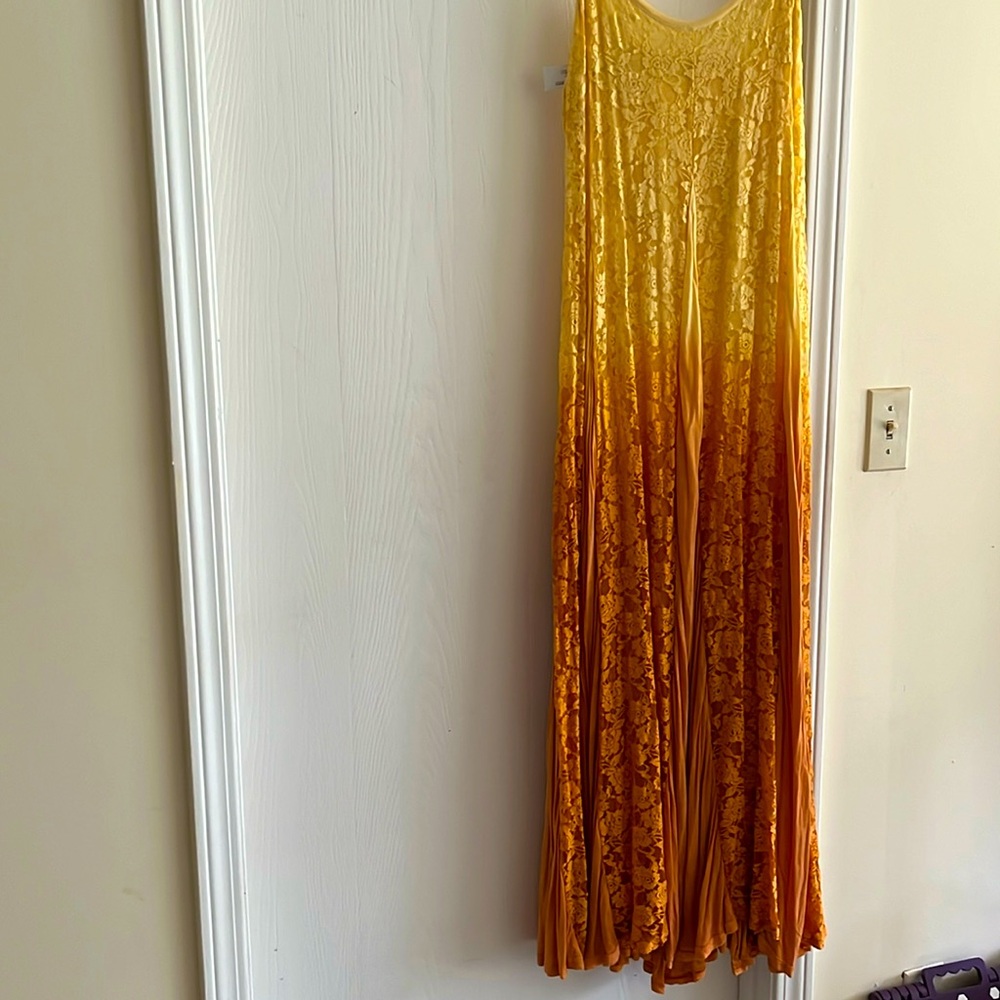 I am selling Dresses,coats, jackets, leggings, shoes, sandals and accessories.